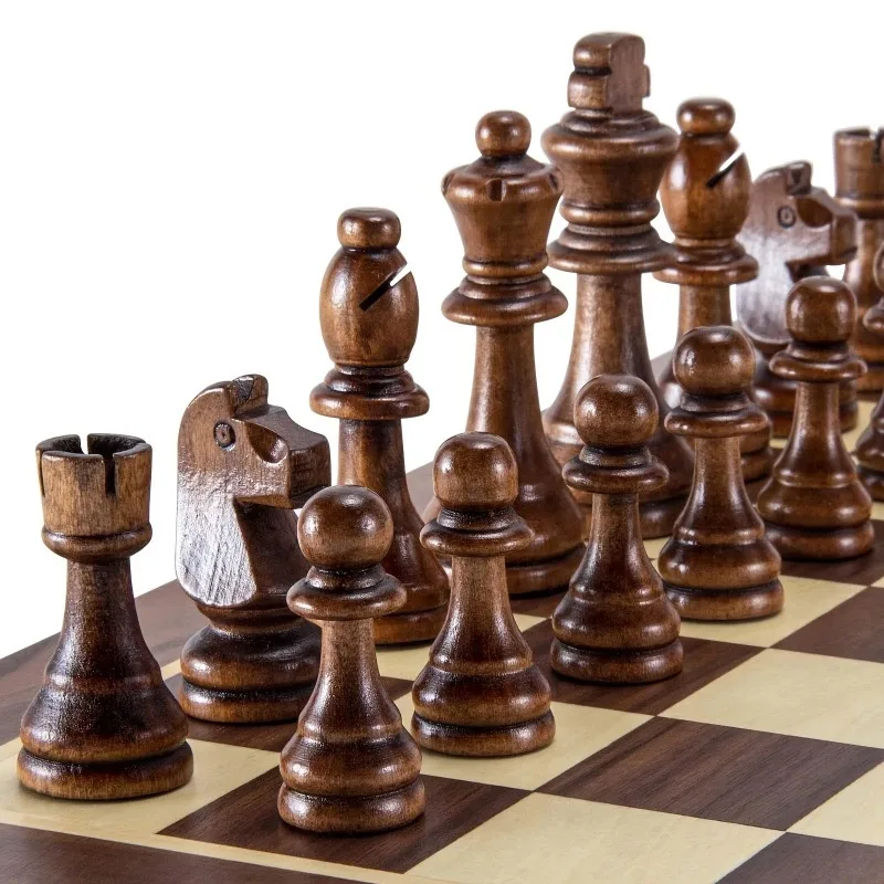 

32 Pieses Wooden Chess Standard Tournamen Staunton Wood Chessmen 8cm King Height，Chess Pieces Only No Board