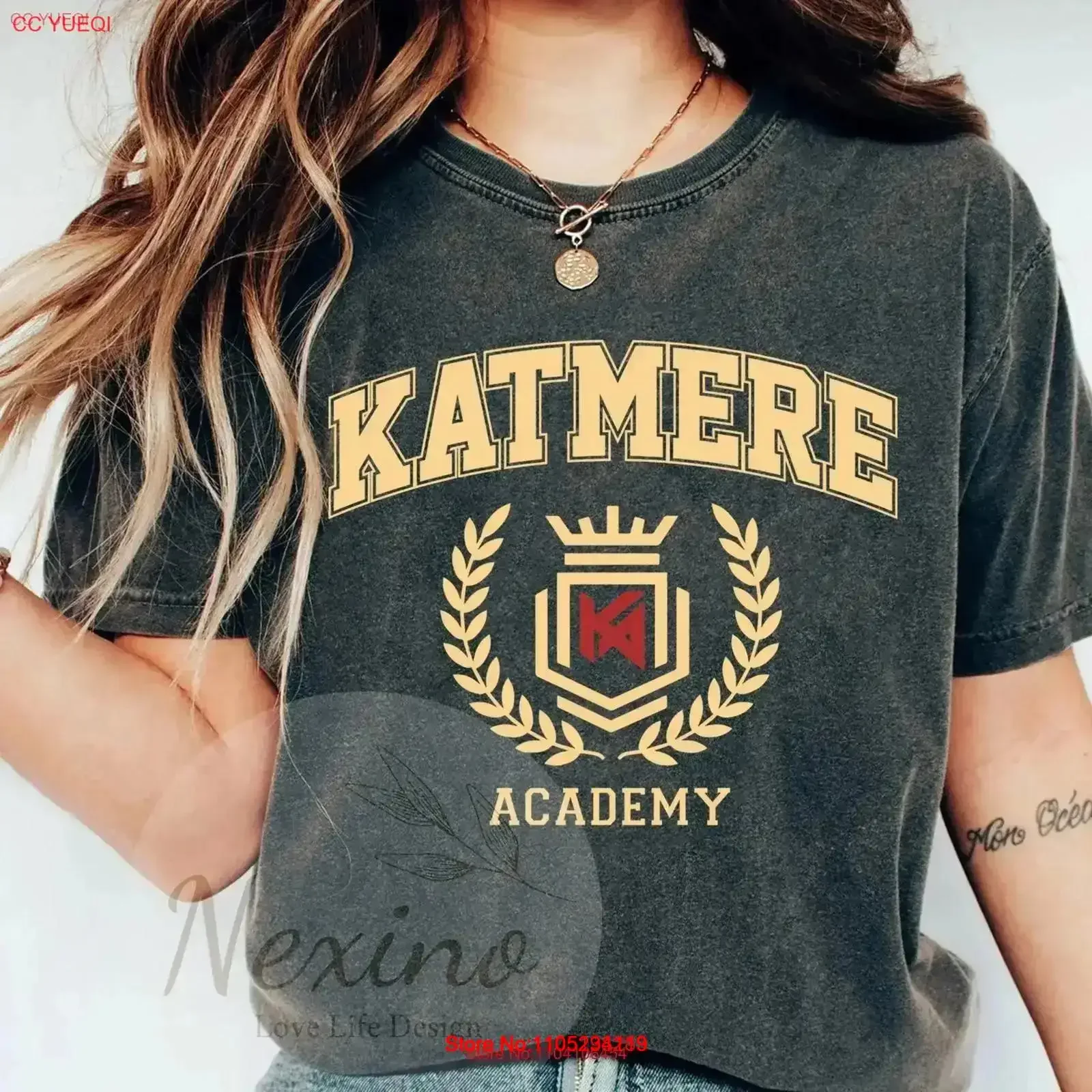 Katmere Academy SweaT T Shirt Tracy Wolff Crave Series The School With Bite Bookish Pullover Vampire Sweater Design vintage