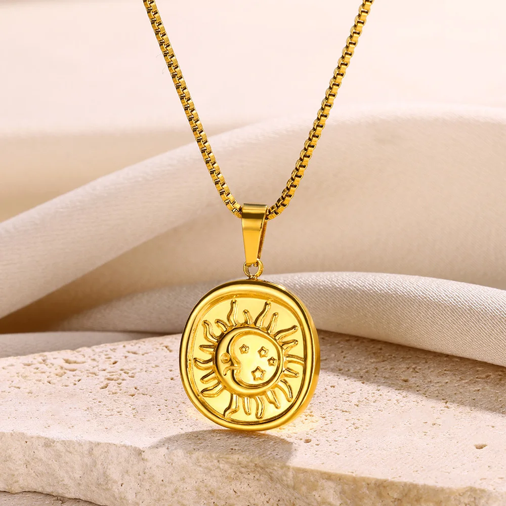 Vintage Sun And Moon Pendants Necklace  Gold Color Round Stainless Steel Chain Fashion Geometric Jewelry Gifts