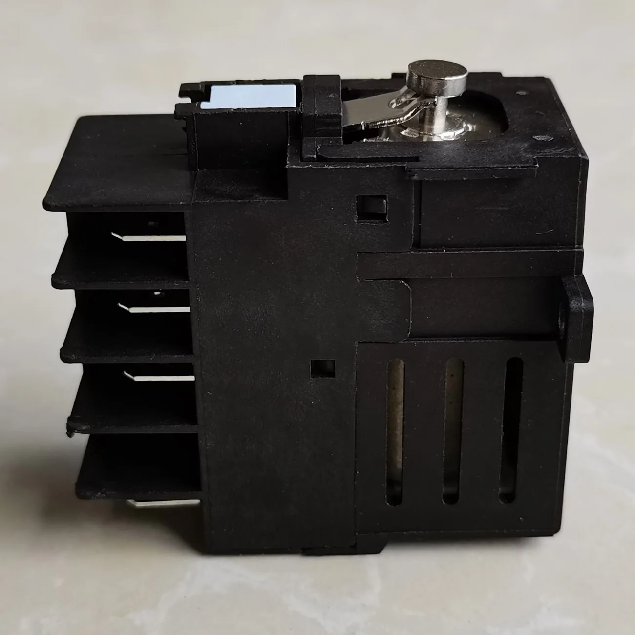Imagem -02 - Kedu Jd38pins Relé Elétrico 230v 50hz 16a 3no com Falha de Energia e Função de Proteção