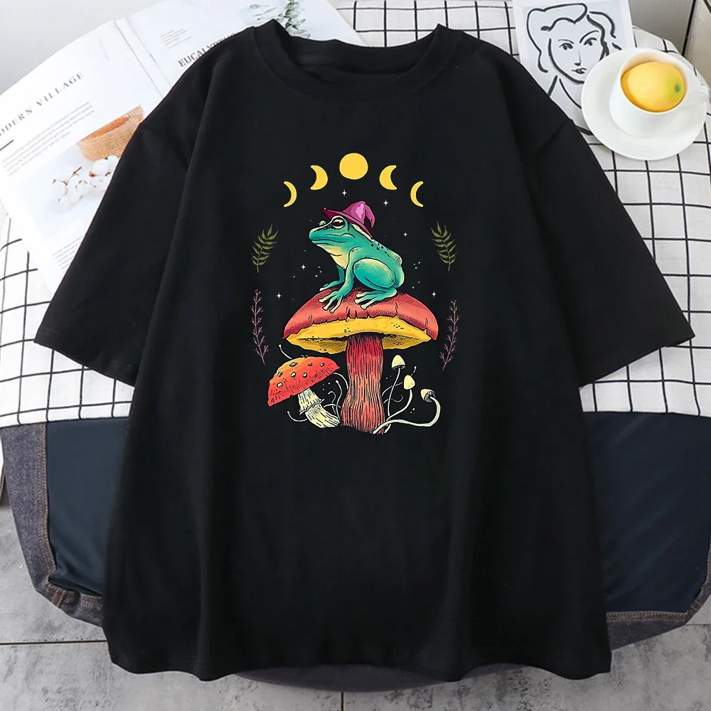 Cottagecore Aesthetic Goblincore Frog Wizard on Mushroom Mens Short Sleeve All-math Vintage Tops Personality Male Graphic TShirt