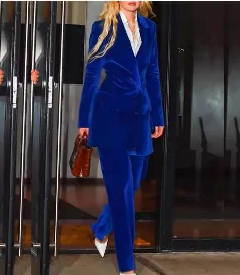 

Elegant Women's Suits Pants Sets With Blazer Luxury Blue Velvet Double Breasted Peak Lapel 2 Piece Outerwear Office Female Terno