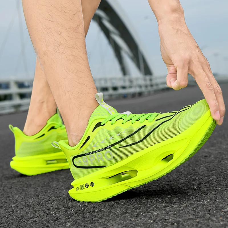 2026 fashion running shoes carbon plate marathon men's sports shoes anti slip shock absorbent training shoes women tennis shoes 2026 fashion running shoes carbon plate marathon men's sports shoes anti slip shock absorbent training shoes women tennis shoes