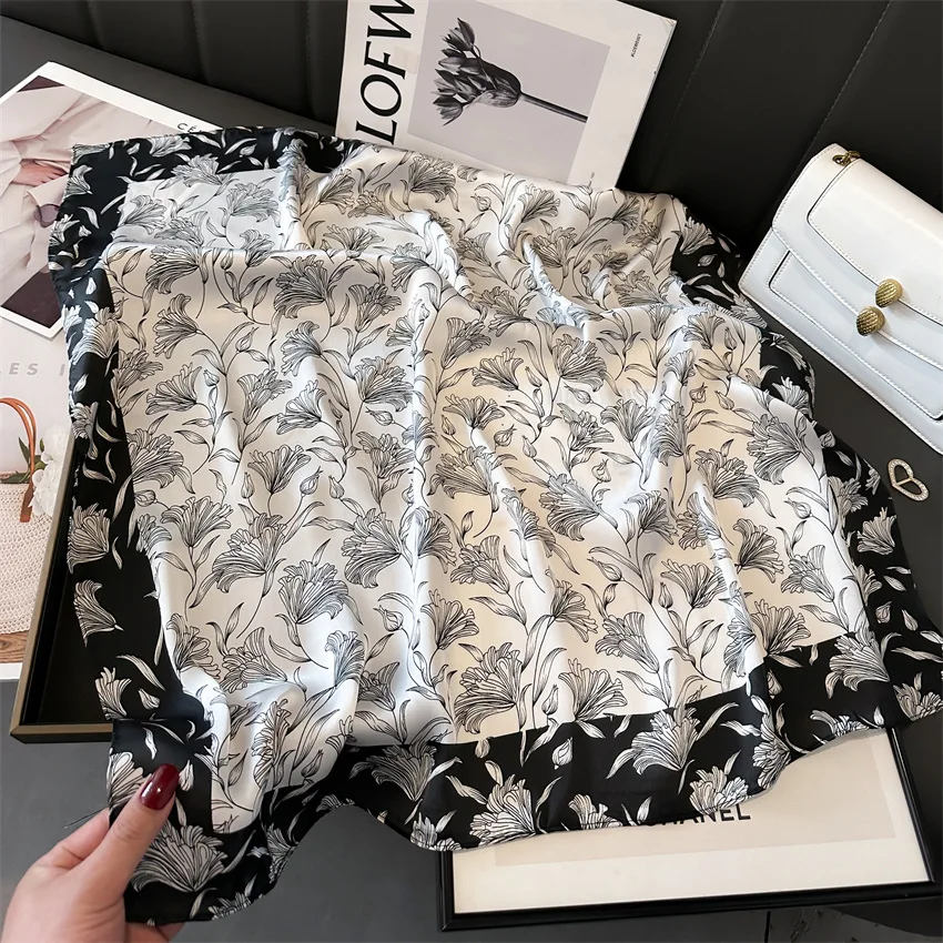 Black White Scarf 70X70cm Square Scarf Silk Scarf Classic Vintage Print Scarf Kerchief Popular Silk Scarves Bandanna Suit Scarf