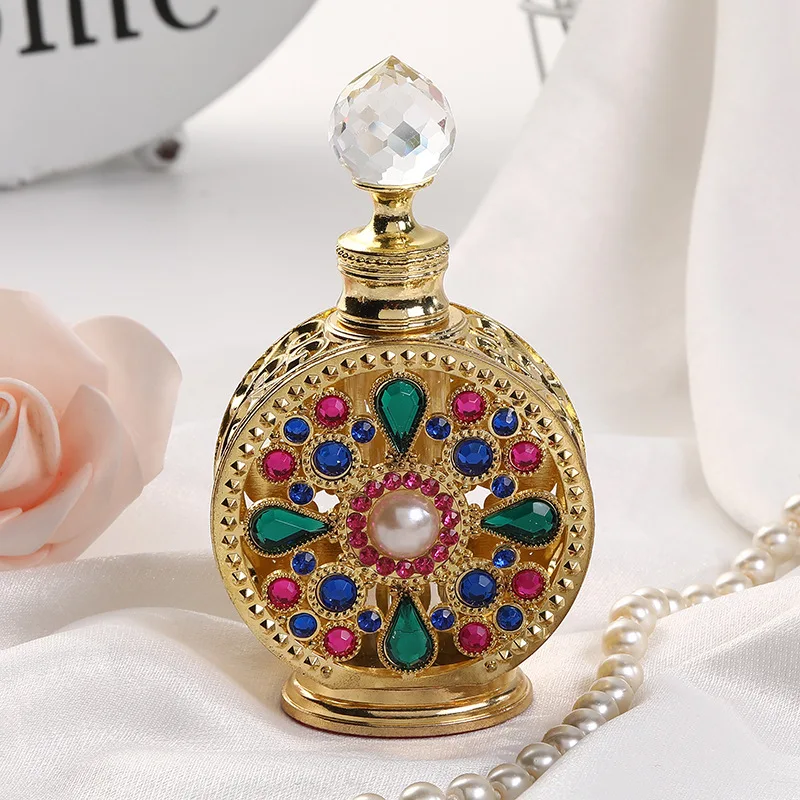 

10pcs 12ml Metal Vintage Diamond Travel Perfume Bottle Middle East Dubai style Empty Refillable Essential Oil Dropper Bottles