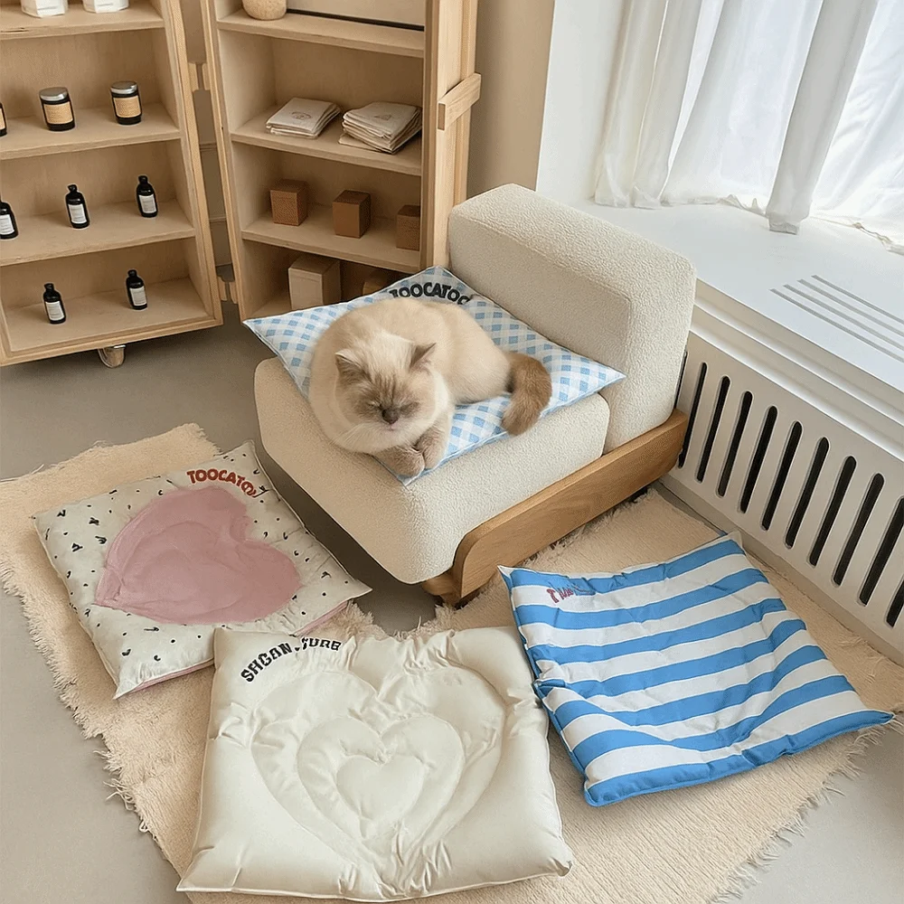 

Cat Supplies Square Pet Ice Mat Heat-Resistant Breathable Cooling Cat Mat Anti-Slip Base Waterproof Dog Ice Nest Summer