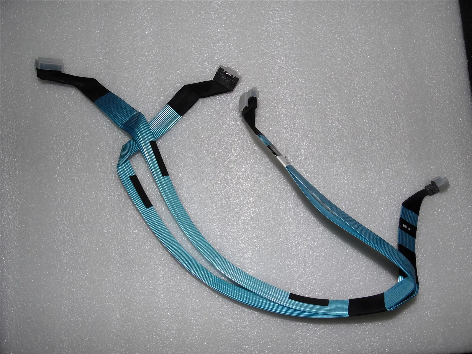 For DELL EMC POWEREDGE SERVER R640 10 BAY NVME 2-5 ASSEMBLY CABLE FF7PK TXC4H F2V74