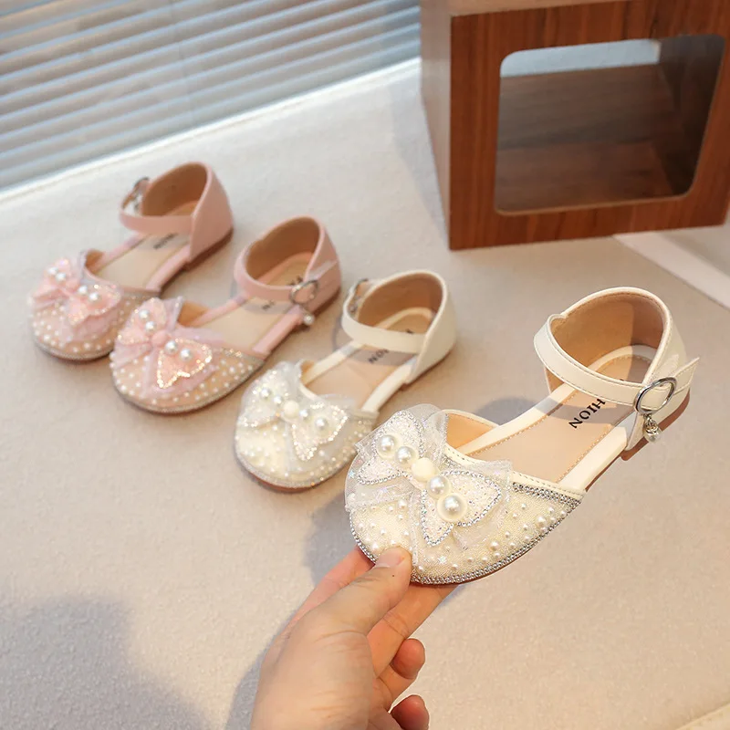 Girls' Sandals 2025 Summer New Children's Casual Shoes Kids Flats Princess Bow Rhinestones Hollow Soft Soled Performance Shoes