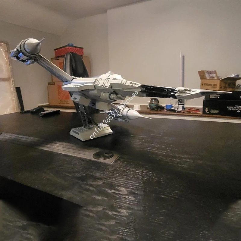 

2281pcs MOC UCS Mandalorian N1 Starfighter Star Battle Model Building blocks Birthday DIY Kids toys Christmas gifts