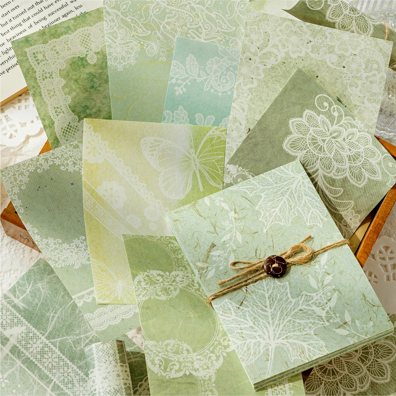 30pcs Vintage Material paper Lace paper Scrapbook Materials DIY Photo Album Collage Journal Creative Stationery supplies