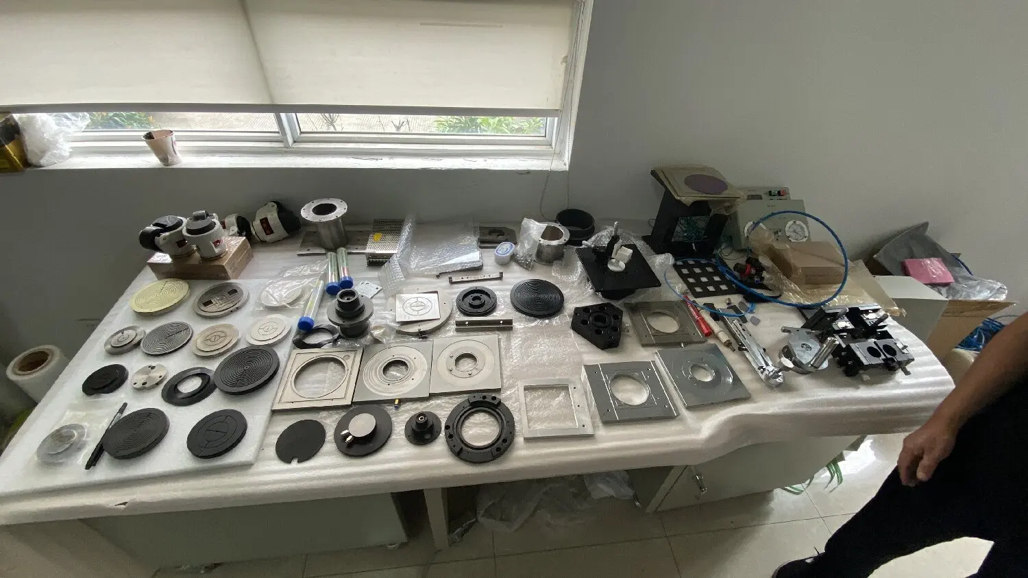 MDXN-31D2 Mask Aligner