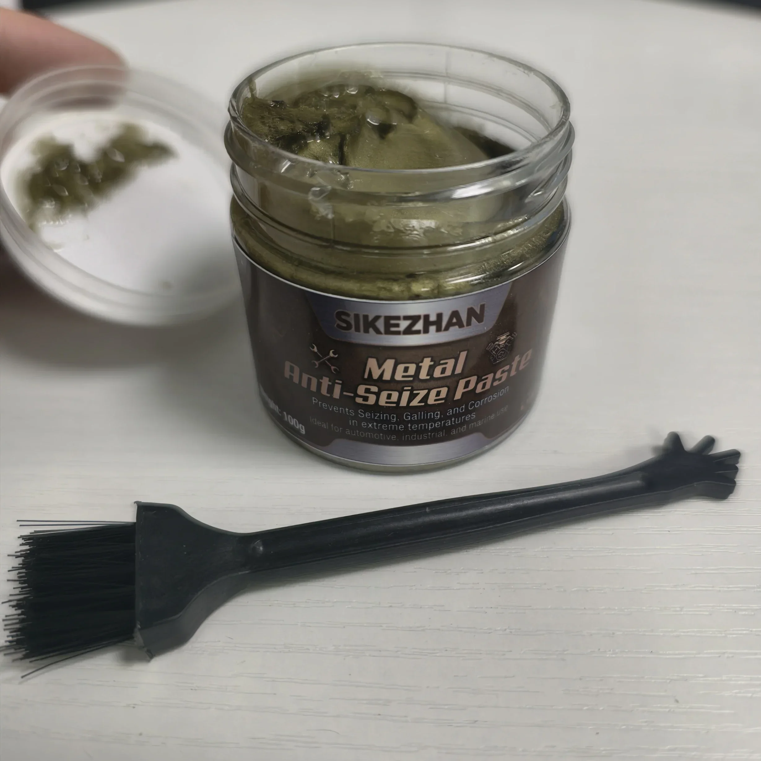 1100 ° Hochtemperatur-Anti-Seize-Schmierpaste für Metall, Hochleistungs-Wasserfestes Fett mit Applikationspinsel für Autoauspuff & Schrauben – Detail 5