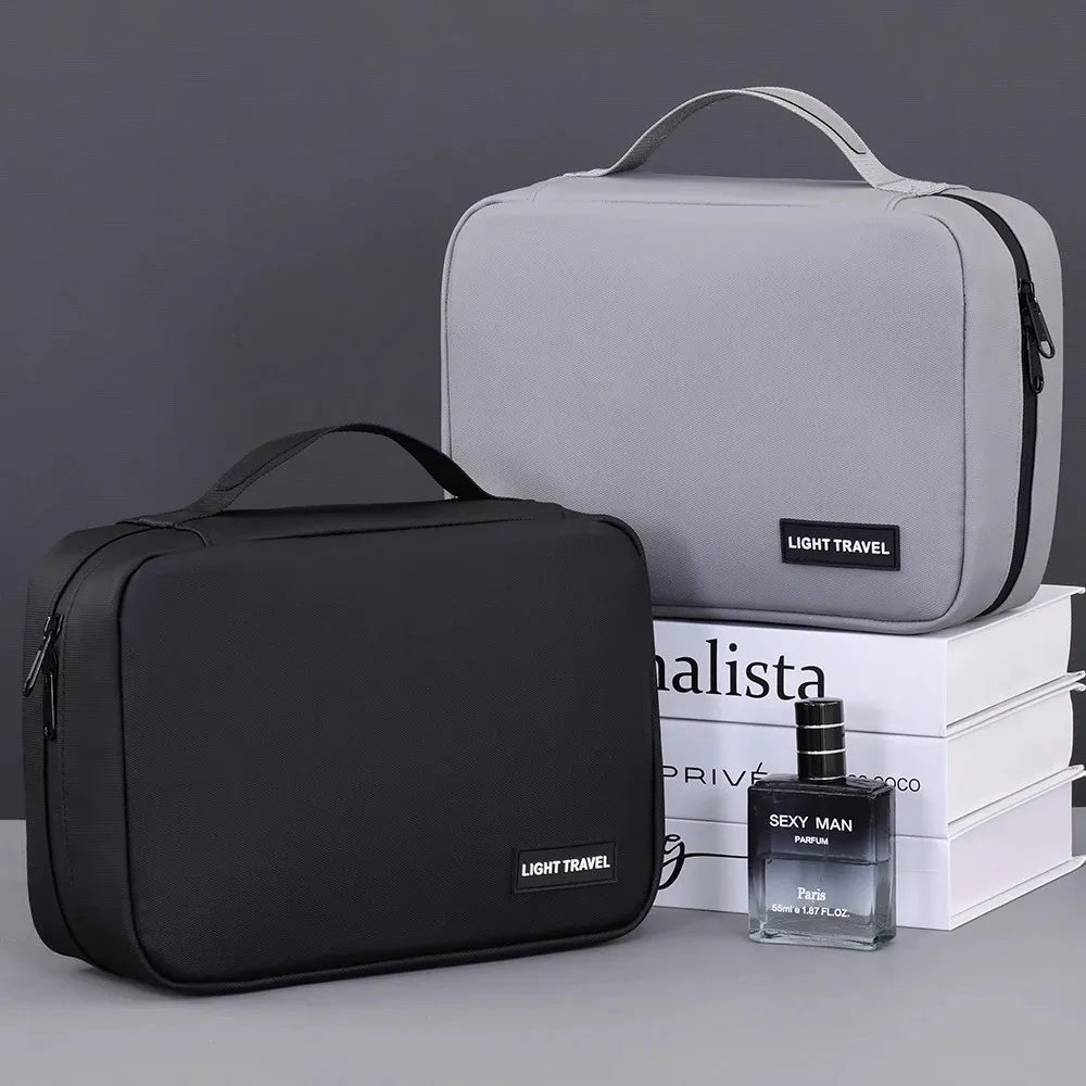 حقيبة غسيل كبيرة قابلة للطي للرجال عالية الجودة معلقة حقيبة تشطيب للفصل الرطب والجاف مقاومة للماء متعددة الطبقات لرحلة عمل للسفر