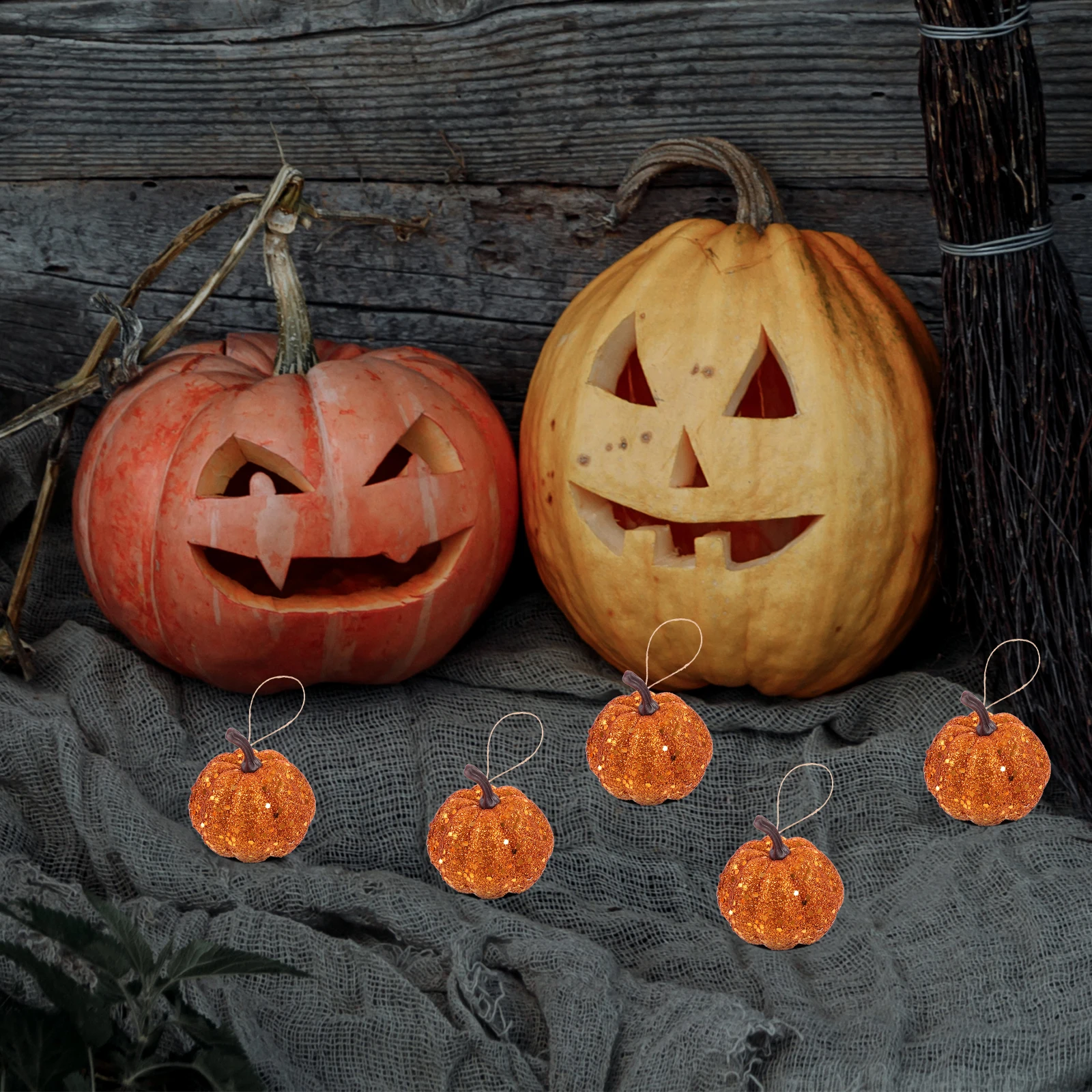 

10Pcs Decorative Pumpkin Ornaments Halloween Seasonal Props Lightweight Simulated Pumpkins for Tabletop Bag Filler Craft