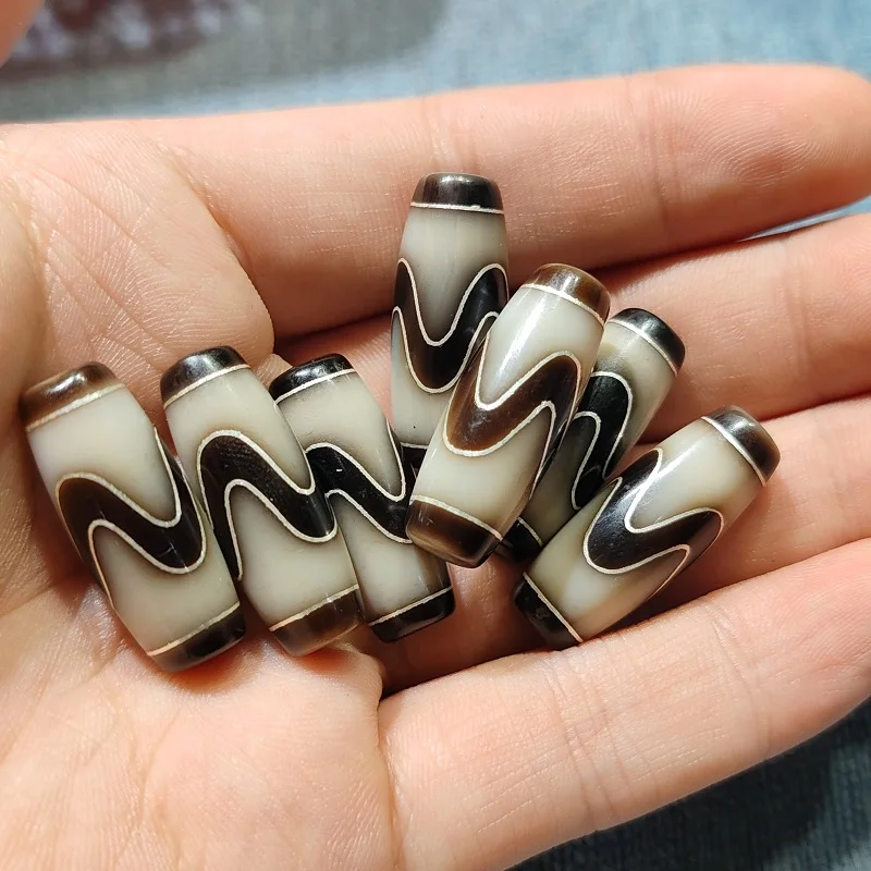 

Тибетская серая кожа инфильтрация Dzi Cuosi инкрустированный тигровый зуб Агат Небесный бисер Ожерелье Подвеска DIY Аксессуары