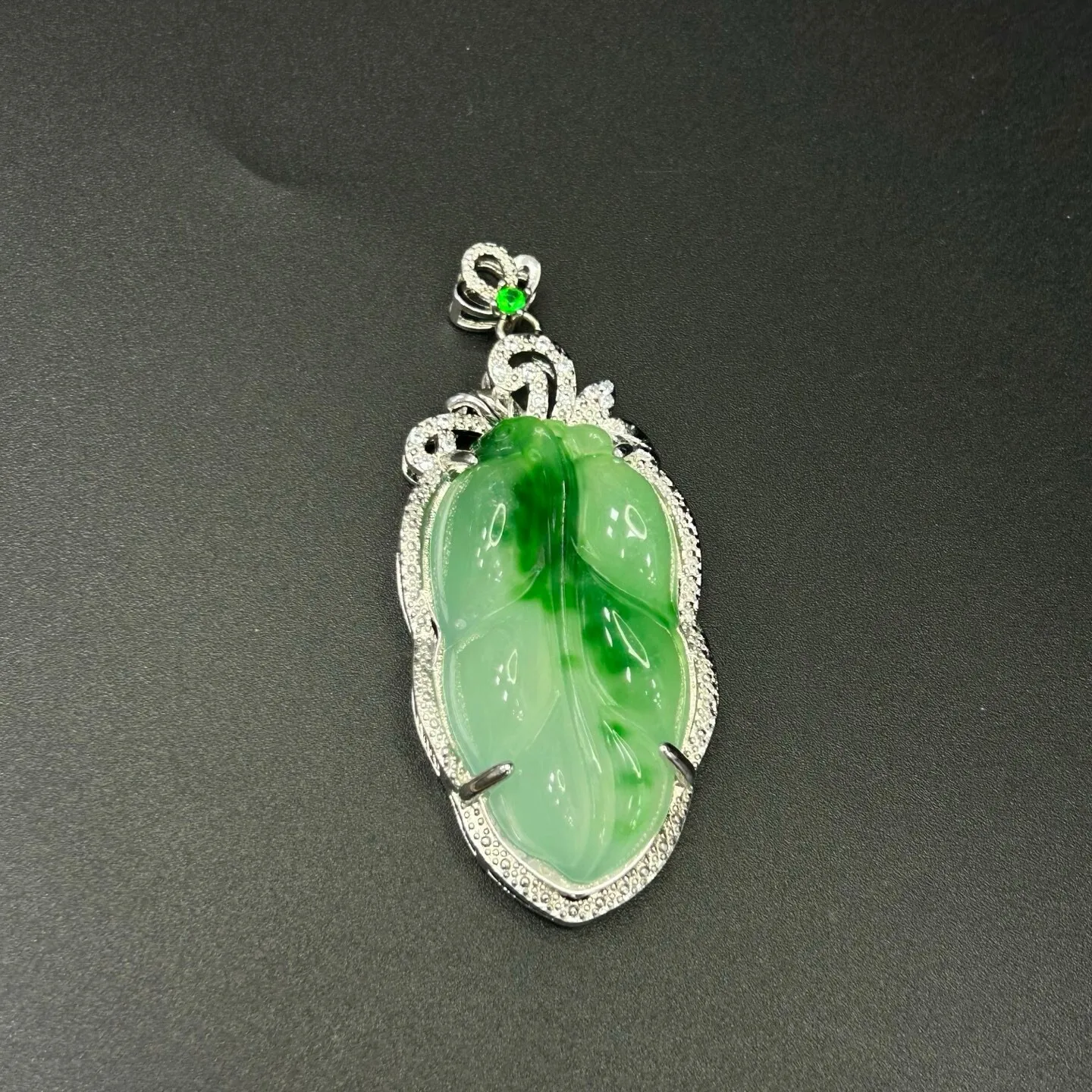 AAA Real Nature Ice green Jade Jadeite Carved amulet Pendant&Necklaces