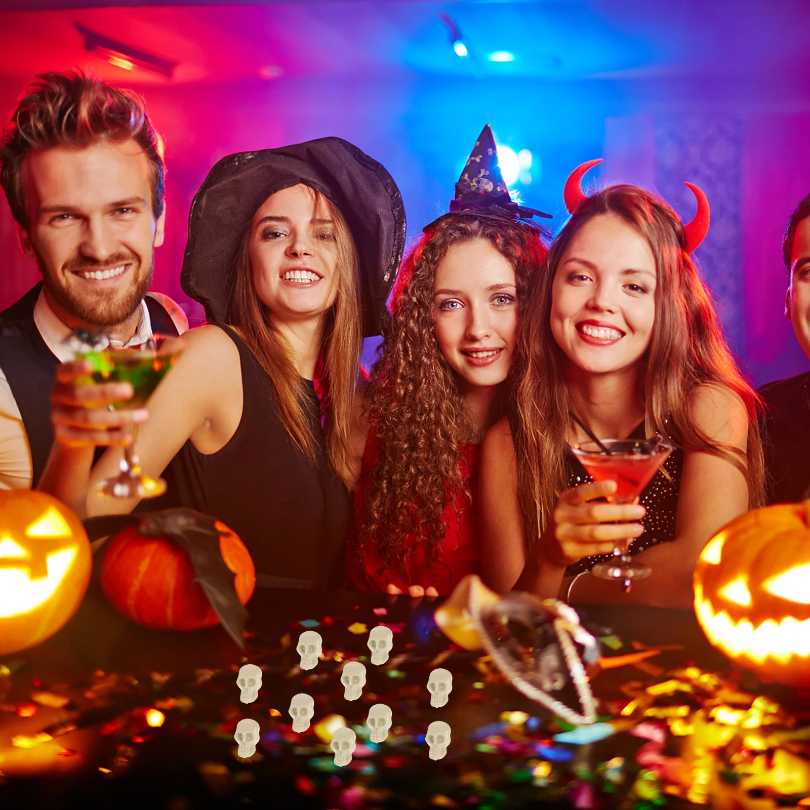 

50 шт., мини-украшение в виде черепа на Хэллоуин, пластиковые головки, реалистичный дизайн, центральная часть стола для вечеринки, домашнего офиса, кафе, отеля