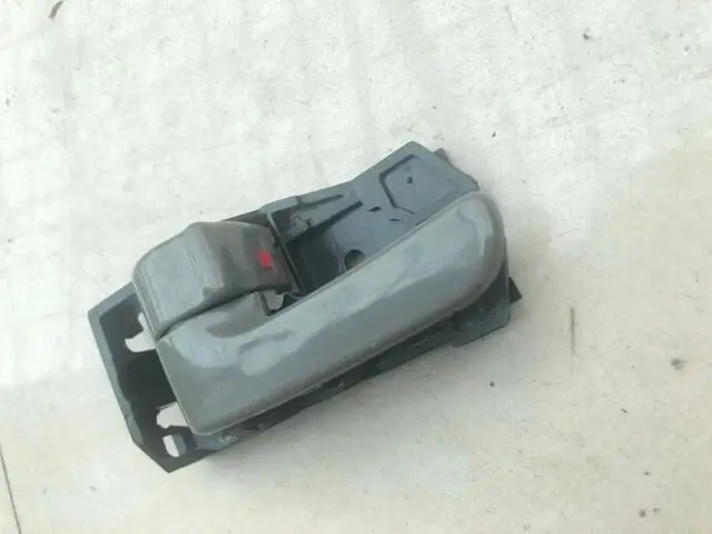1 Uds. Manijas de puerta Interior de 4 puertas manija de puerta interior para CHERY TIGGO chino SUV 2005 pieza de motor de coche T11- 6105130