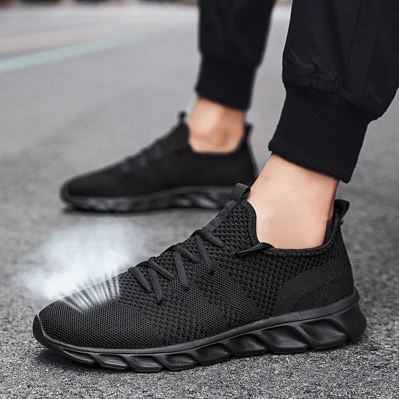 Hot Sale Light Man Running Shoes Comfortable Breathable Men\'s Sneaker Casual Antiskid and Wear-resistant Jogging Men Sport Shoes