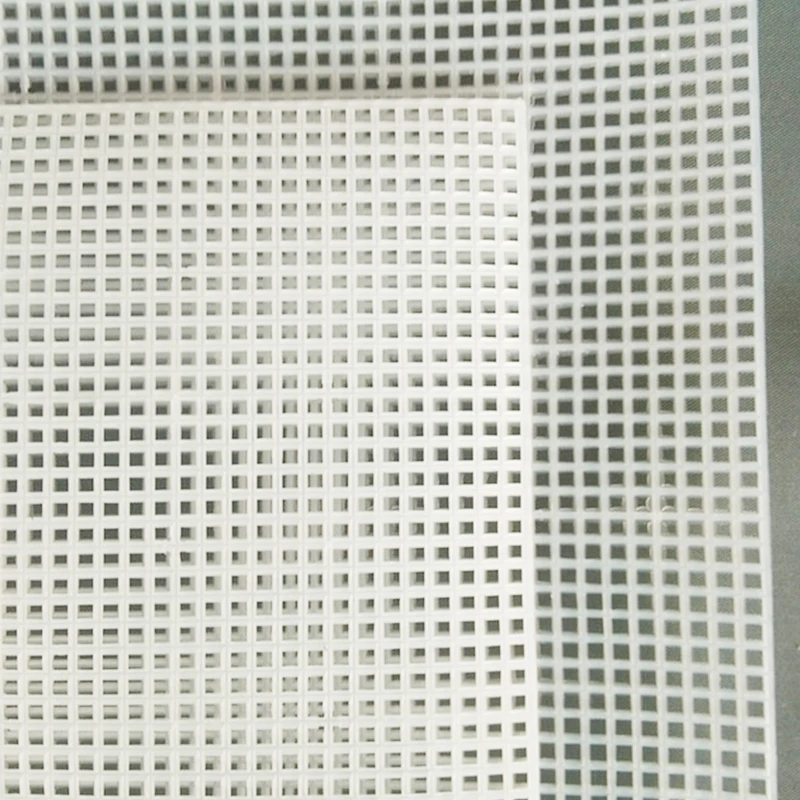 Plastic Mesh Cloth Bag Rug Thread Hook Craft Supplies DIY Handcraft Latch Hook Accessory Hook Crafts Durable Grid 33*50CM image 3