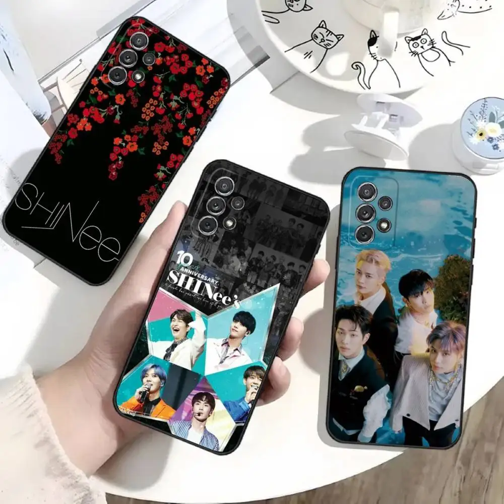 

Korea Kpop S-Shinee Phone Case For Samsung S25,S24,S21,S22,S23,S30,Ultra,S20,Plus,Fe,Lite,Note,10 Black Soft Shell