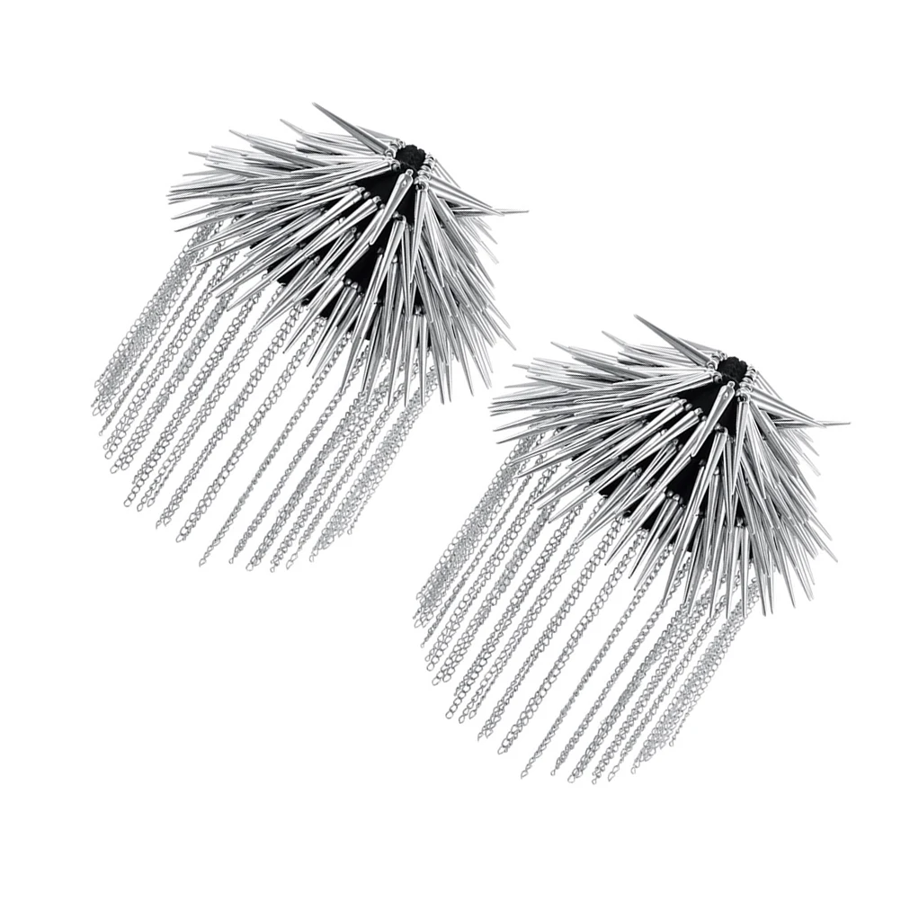 

1Pair Flowing Tassel Shoulder Board Rivet Design Exquisite Metal Alloy Epaulettes Unisex Wearable Fashion Statement Silver