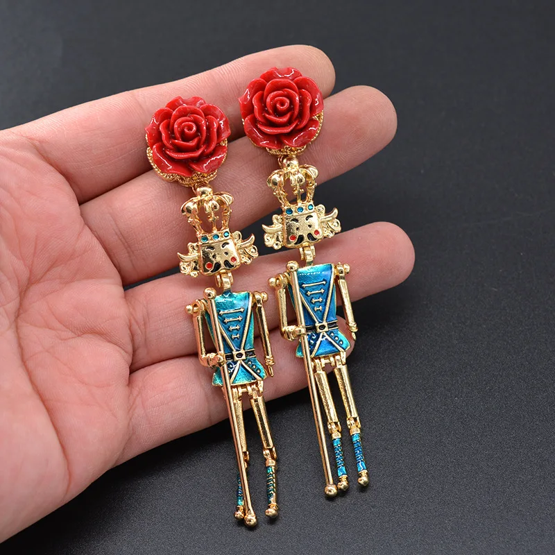 

Europe and America Multicolor Enamel Red Resin Rose Inlaid with Multicolored Zircon King Earrings UNISEX Exaggerated Earrings