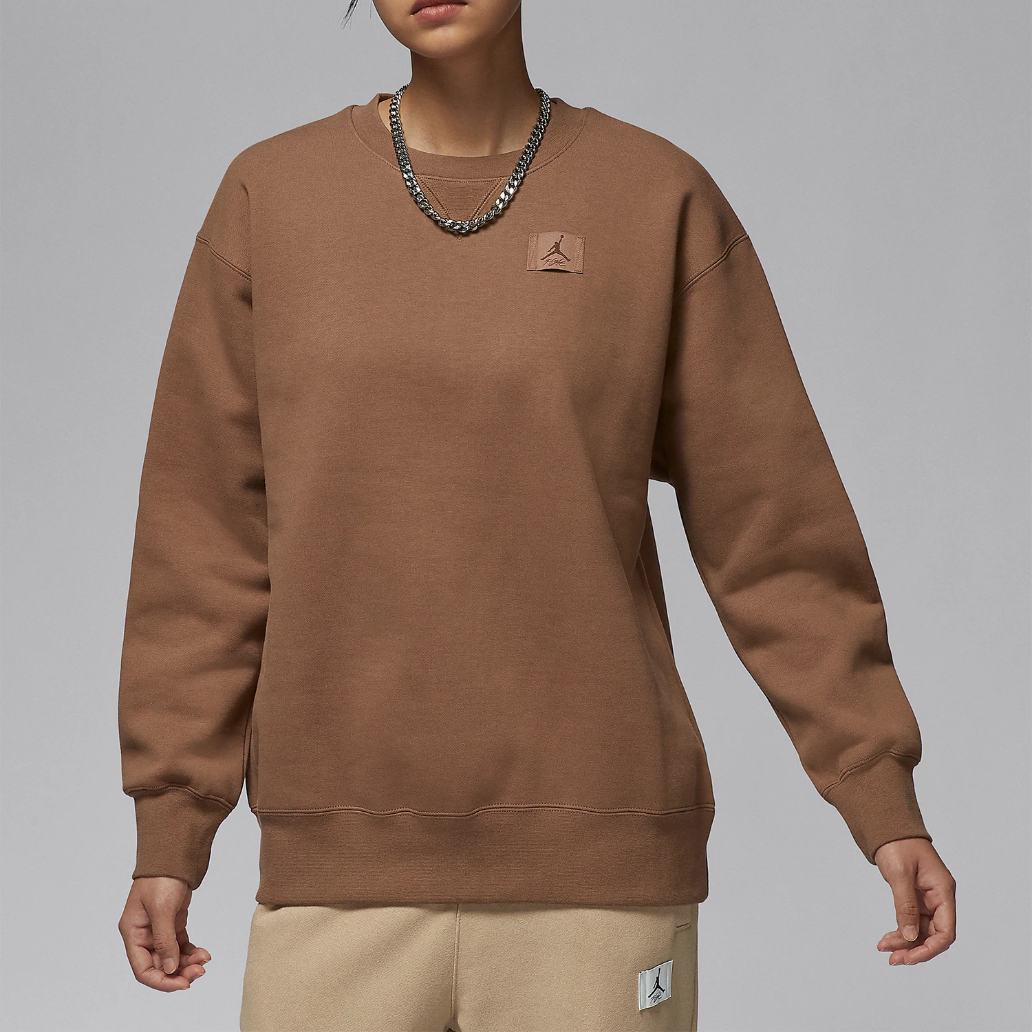 

Официальный женский вязаный свитшот Nike JORDAN в стиле ретро FV7054-223