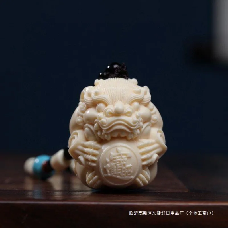 

Ivory Nut Money Drawing Pi Xiu Hand Pieces Respond to All Requests Plaything Chubby Dudu Fengshui Ball Hanging Piece Pendant Dec