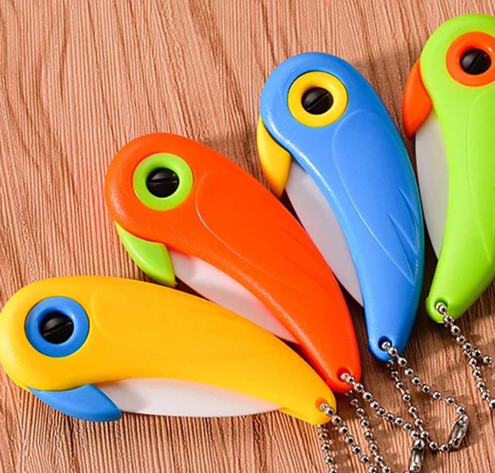 1PC Tragbare Keramik Messer Kreative Mini Nette Vogel Multifunktionale Faltbare Obst Messer Küche Werkzeug Kitchen Items