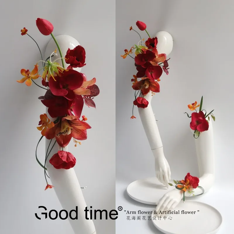 

Arm flower arm ring simulated flower photo photography wedding bride certificate photo floral arrangement, red