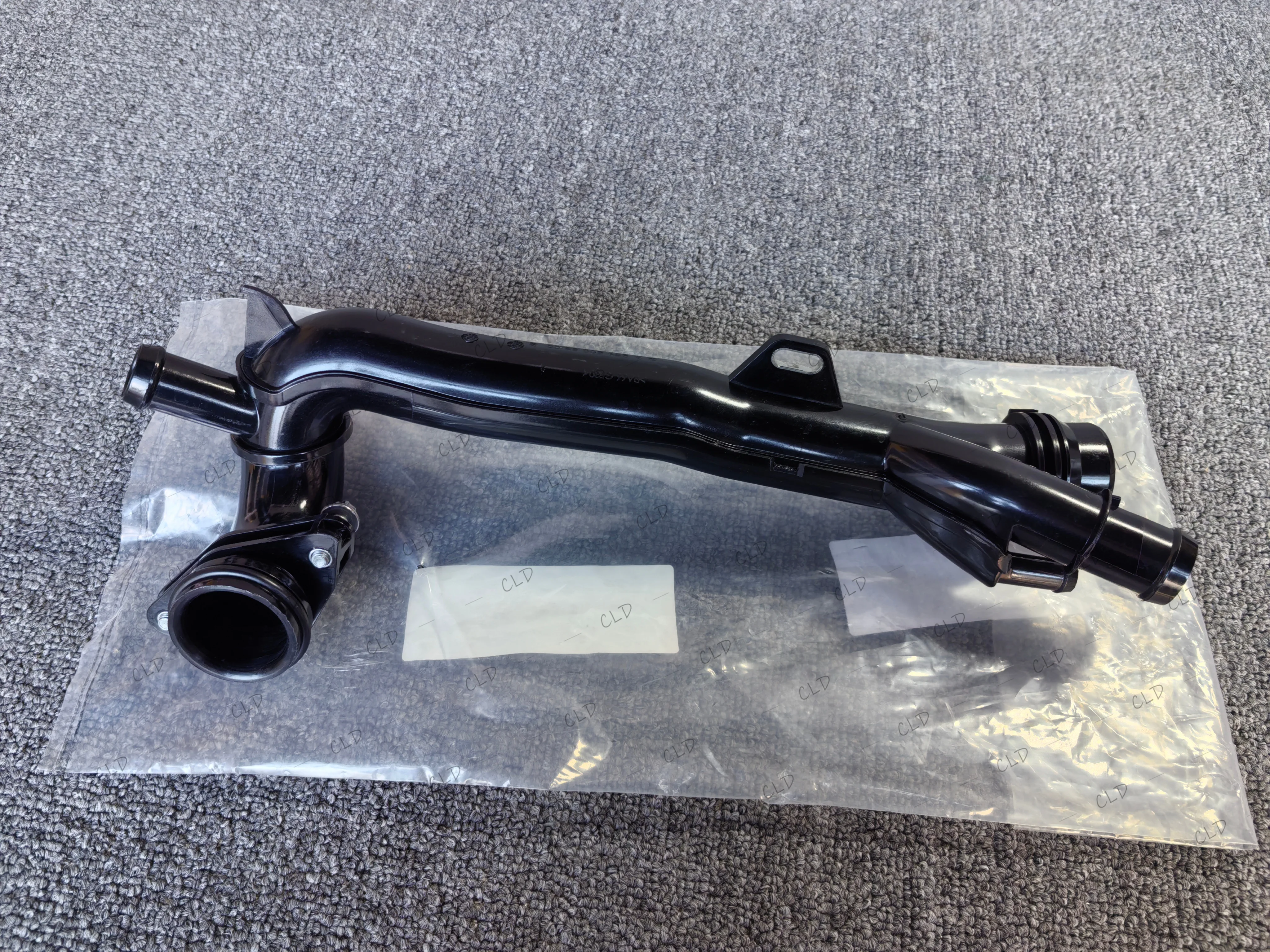 A2642008600 is suitable for Mercedes Benz C 200 E 200 4MATIC E 300 engine thermostat coolant pipe
