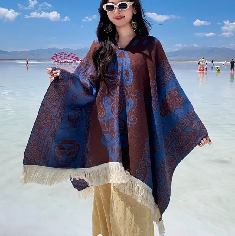 

Traveling Poncho Women's Poncho Shawl Ethnic Style Tassels Cloak Winter Warm Jacquard Outdoor Decoration Men Cape Blanket Cape 1