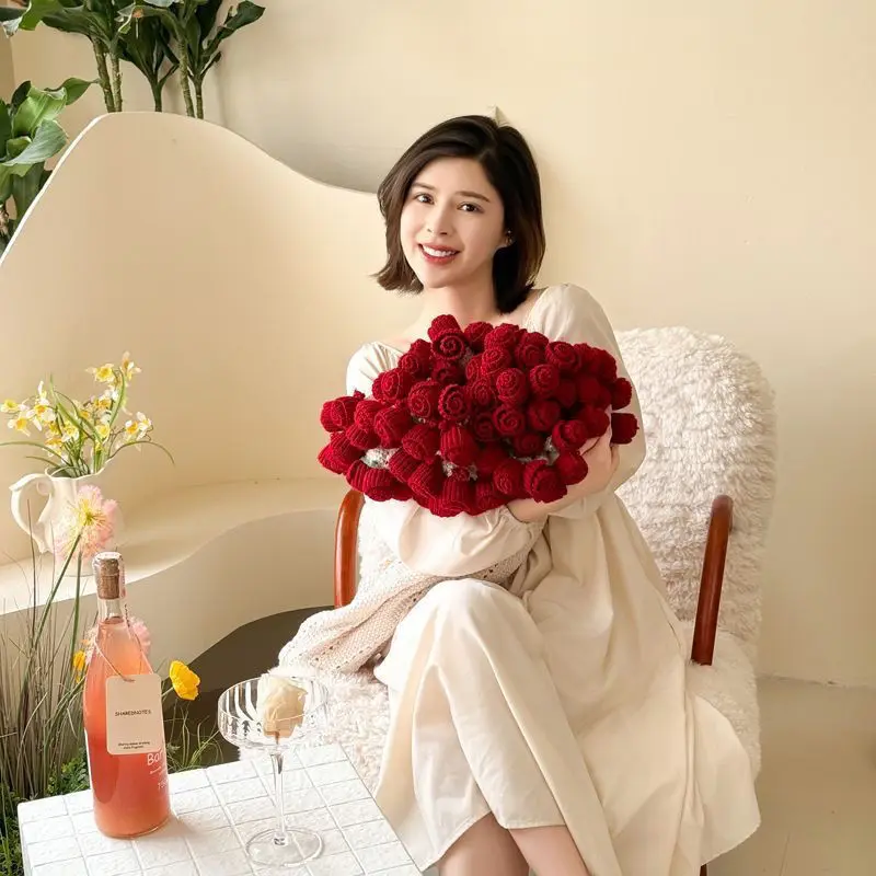1 multifunctional finished knitted simulated bouquet shoulder blanket suitable for women's holiday gifts, fresh flower shawls