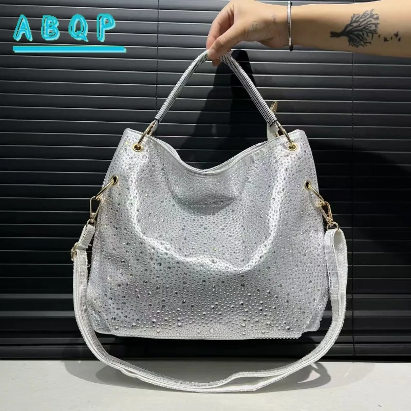 

Women's Fashion Lightweight Tote Bag Shoulder Bags Diamond Personalized Large Capacity Crossbody Outdoor Travel Handbag