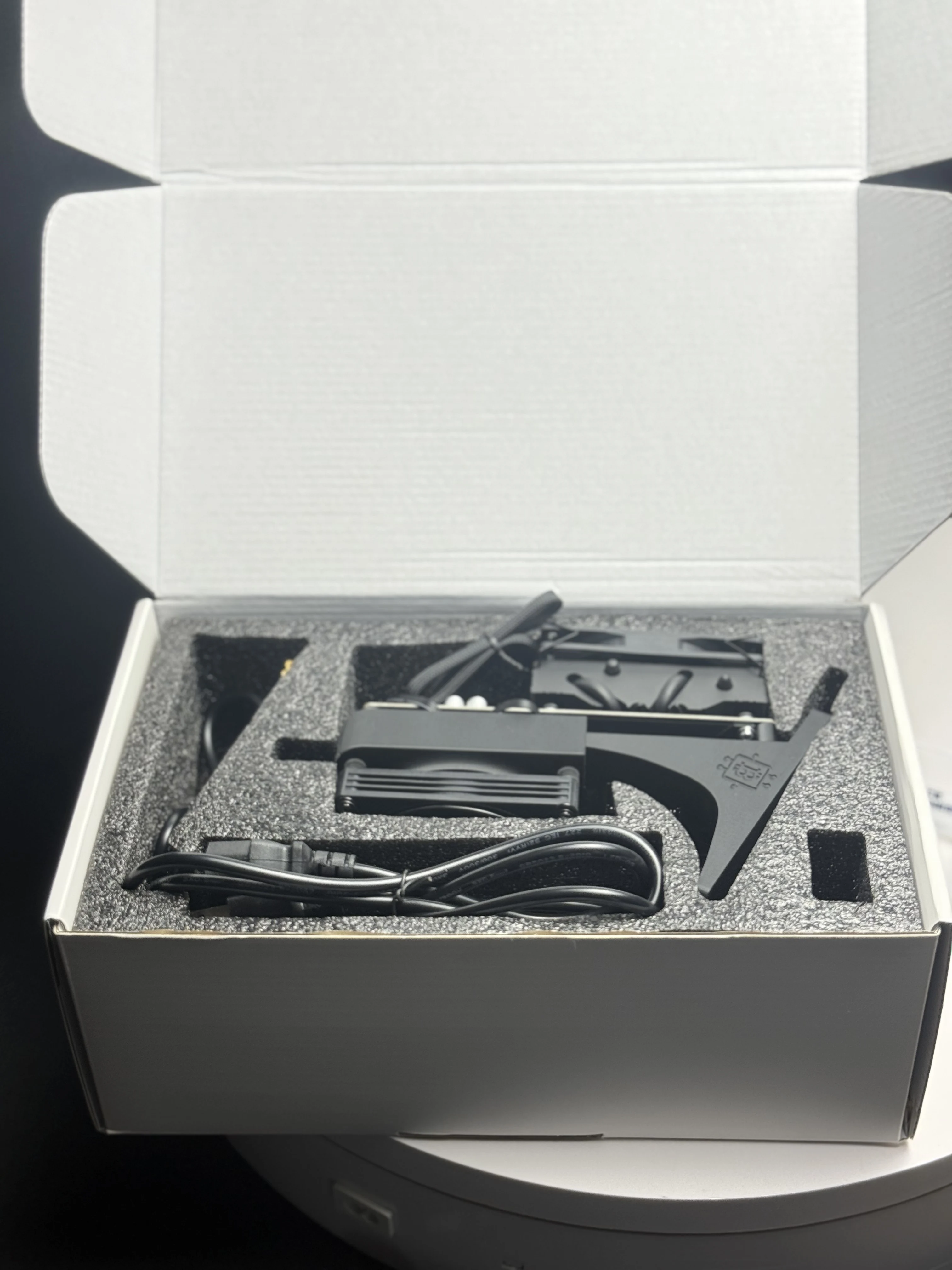 Nieuwe verbeterde NerdQaxe++ Rev 6.1 6T Blockchain Open Source Miner Professionele Crypto Mining Machine