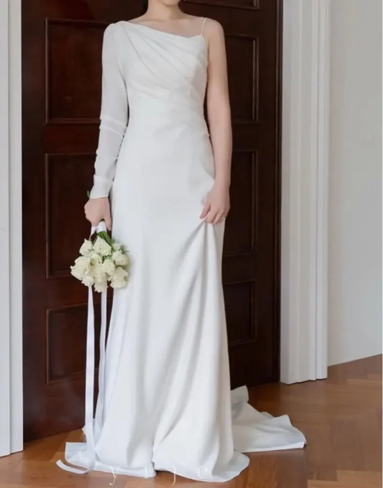 

LISM Simple A Line Korea Wedding Dresses Photo shoot Long Sleeves One Shoulder Soft Satin Sweep Train Bridal Gowns Customized