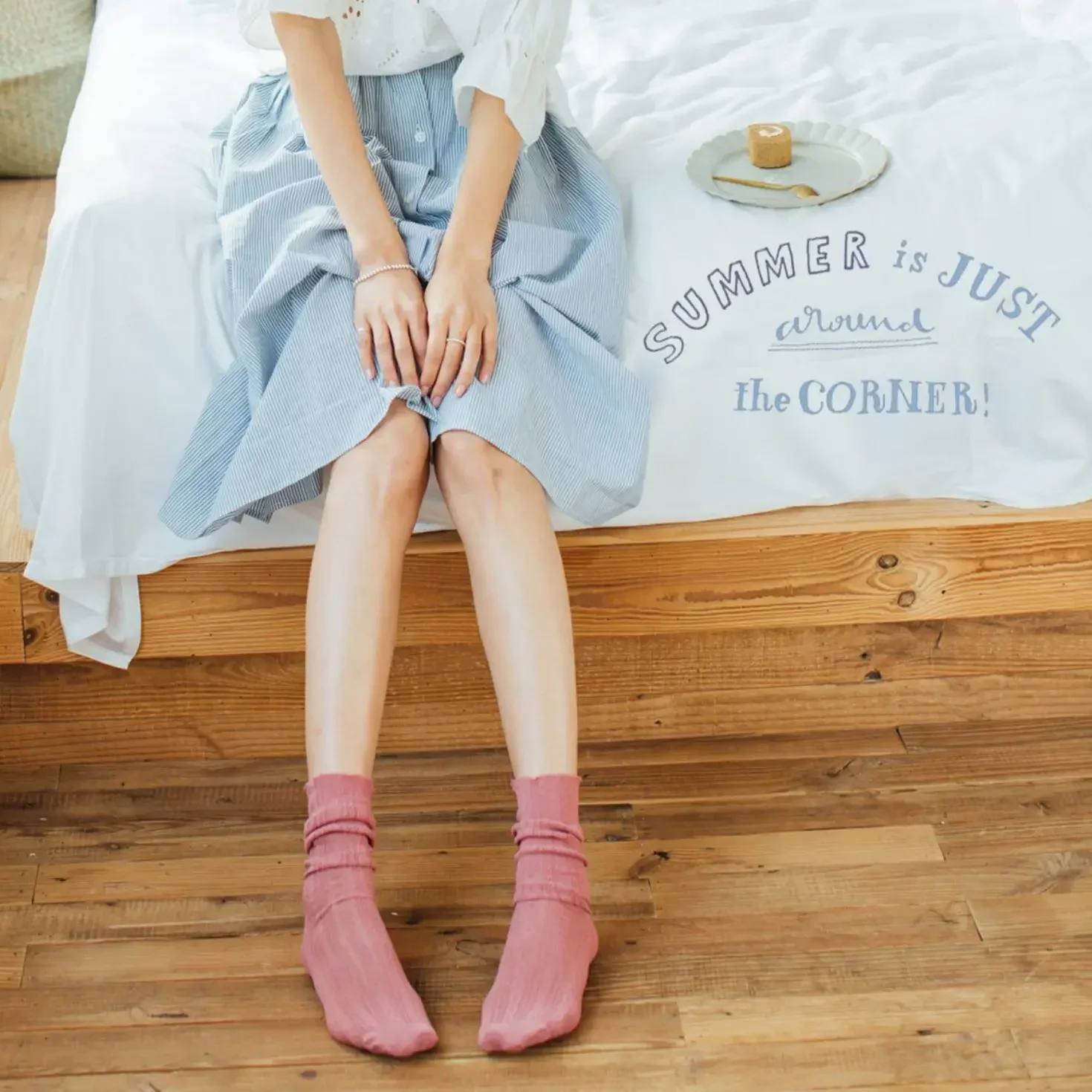 Women Socks New Fashion Sexy Socks For Women Summer Solid Hollow Out Ladies Soft Cute Long Socks For Women Mesh Thin Sexy