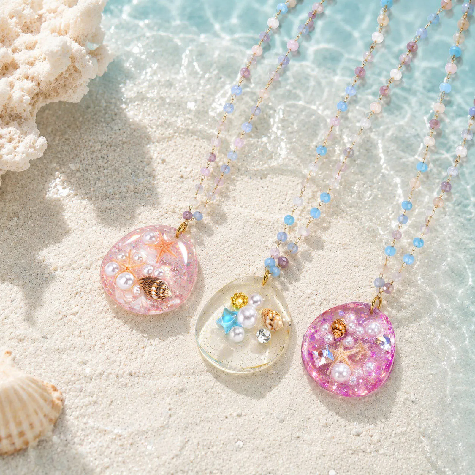 Starfish Seashell Pendant Necklace for Women, Pearl Resin Ocean Charm, Colorful Beaded Beach Summer Jewelry