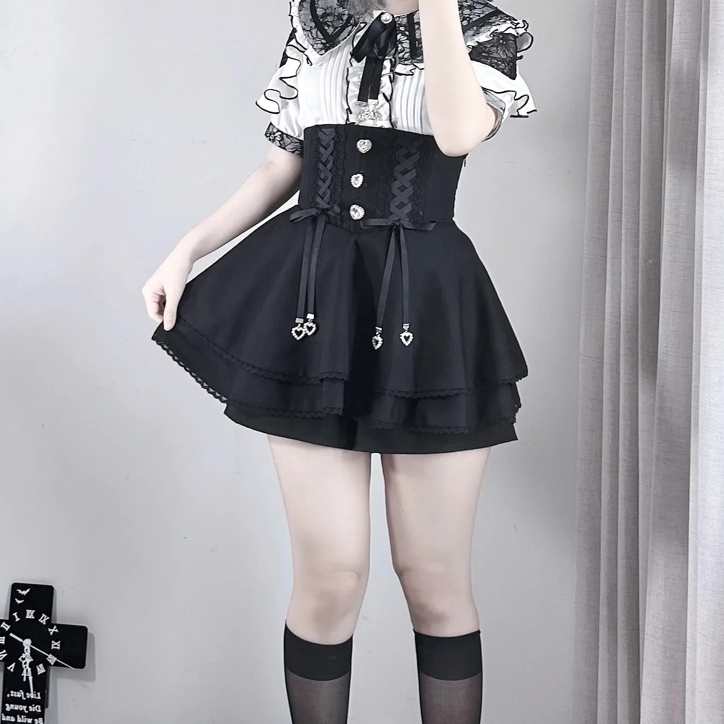 النمط الياباني الألغام الإنتاج الضخم الأسود عالية الخصر تنورة قصيرة صيف جديد الحلو Y2K تنورة صغيرة لوليتا قميص قصير الأكمام