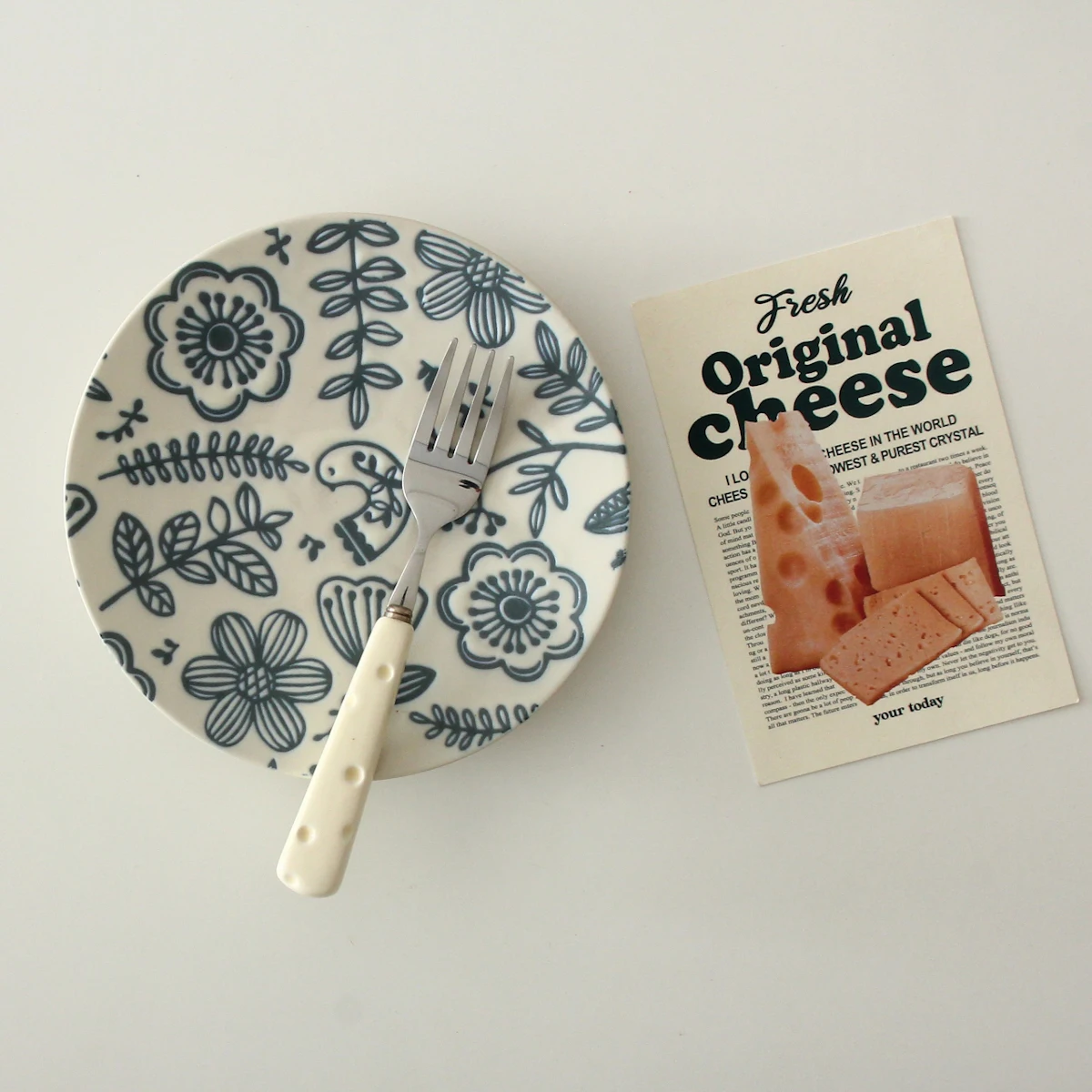 طبق سيراميك ثلاثي الأبعاد للطيور الزرقاء والزهور - طبق مسطح أنيق للإفطار/الحلوى مع زخارف زهور للمنزل وتقديم الطعام #2