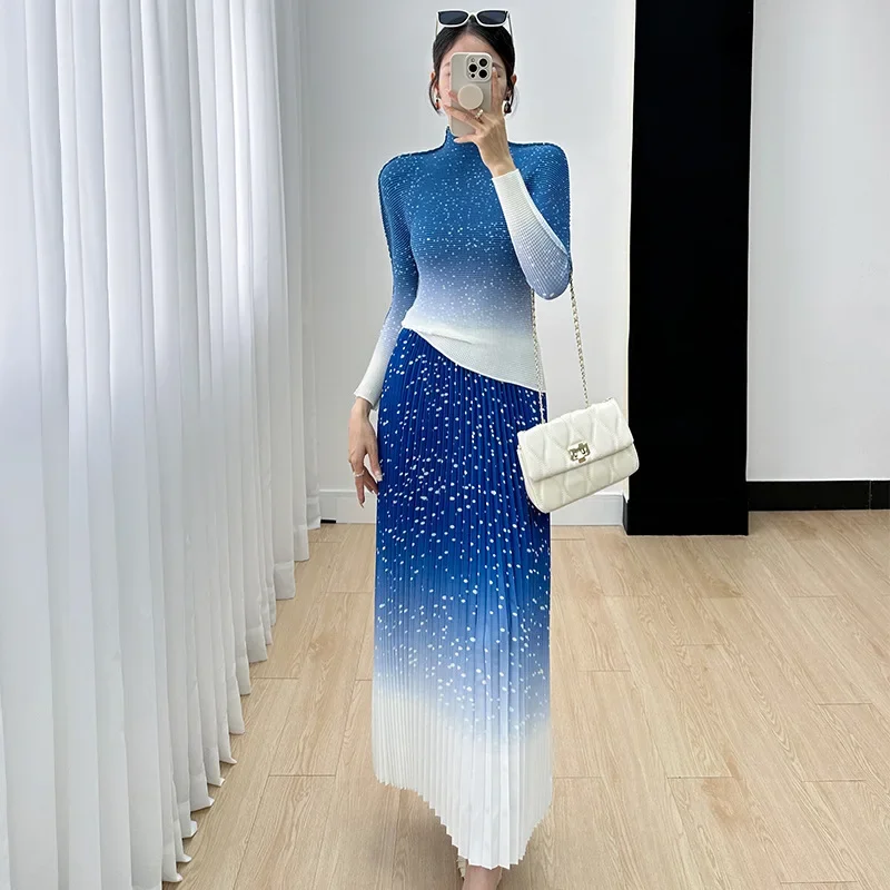 Miyake Fashion Suit Female Fall 2023 New Gradient Comfortable High-end Fold Age-reducing Temperament Commuting Two-piece Set