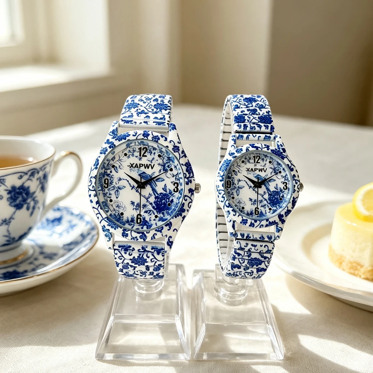 New Fashionable Light Luxury Blue and White Porcelain Quartz Watch with Elastic Strap, Couple's Watch Set, Gift for Casual Wear, Men's and Women's Watches