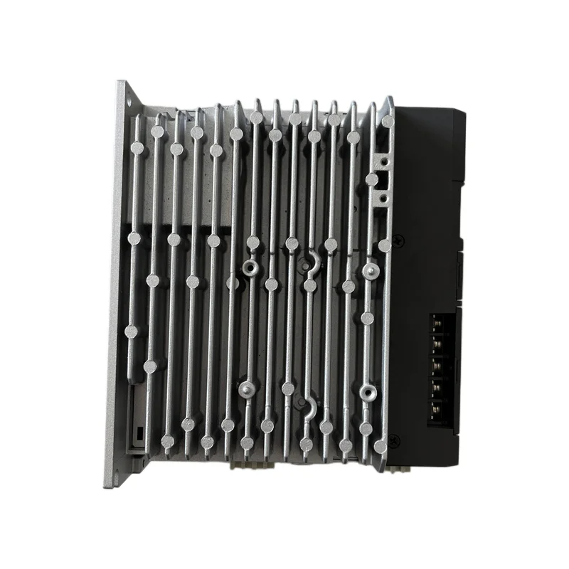 Good KEYENCE MV-72 MV-22 MV-40 MV-B10D Servo Amplifier Three Phase or Single Phase Used for Color Correction and Correction in S