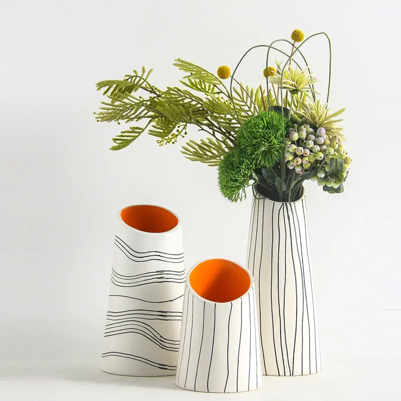 Ornement de vase d'art en céramique