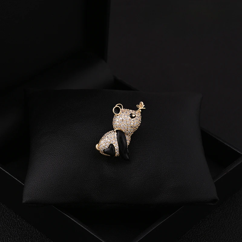 Funny Panda Brooch Small Fashion Animal Pin Women's All-Match Clothes Accessories Japanese Cute Suit Neckline Decoration Jewelry