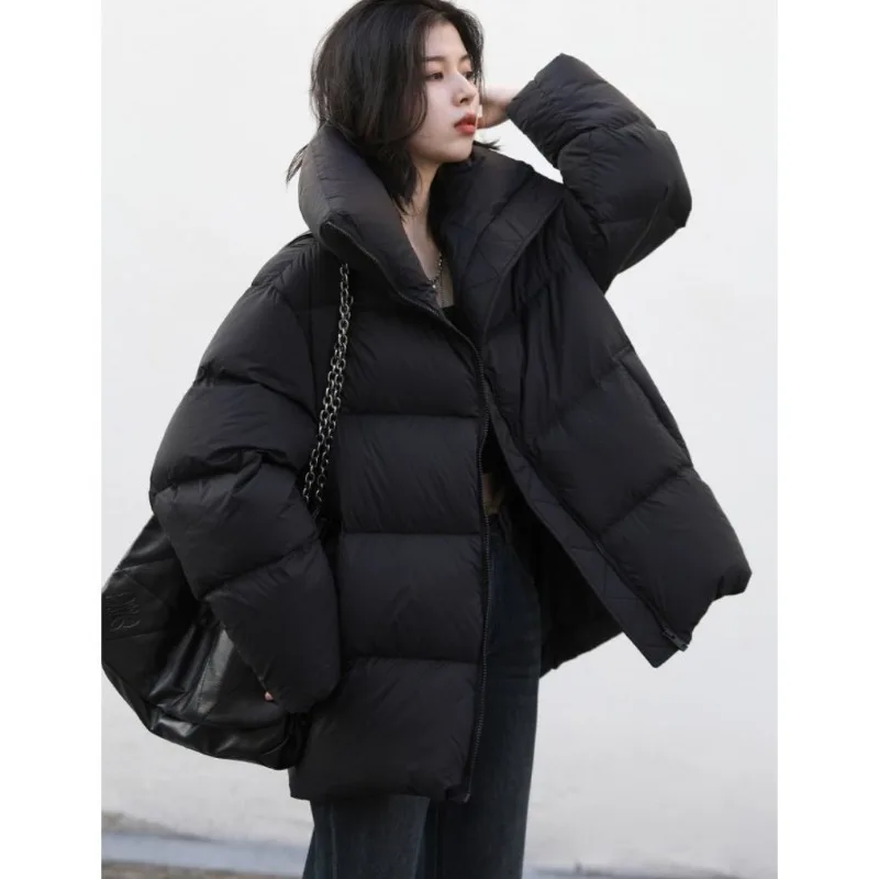 

Теплая и плотная женская куртка на хлопковой подкладке. Новая зимняя пуховая куртка на хлопковой подкладке. Мягкая суперлегкая черная свободная куртка для хлеба.