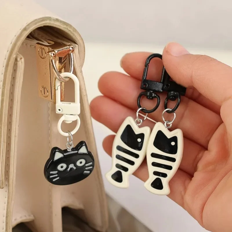 Cute Little Cat Keychain Creative Fish Cat Resin Cartoon Doll Pendent Fashion Bag Accessories For Kids Couple Gift Car Keyring