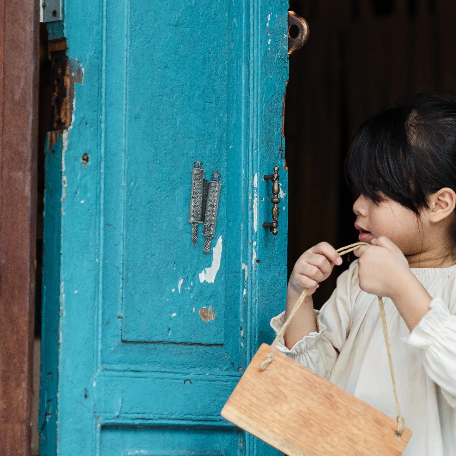 

1 set 1 Set Mezuzah Scroll For Metal Mezuzah Front Door Home Decor Religious Judaica Craft Design House Adornment