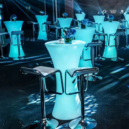 Good Design Commercial Furniture Parties Events Car Shows Outdoor Leisure LED Illuminated Cocktail Bar Plastic Table